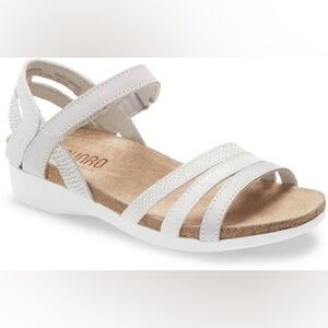 Munro Women's Summer Sandal White Leather NWT Size 7